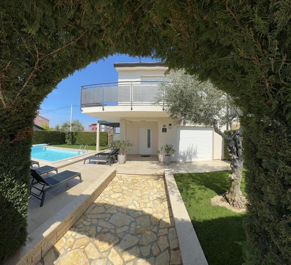 Villa Divina With Private Heated Pool Pula Exteriör bild